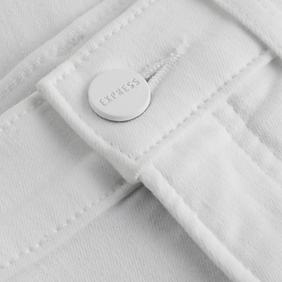 Mid Rise White Pintuck Skyscraper Jeans Size 14 Short - Picture 3 of 6